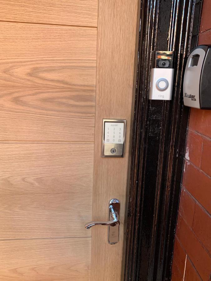 50 Mayford Road Hotel Manchester Eksteriør billede